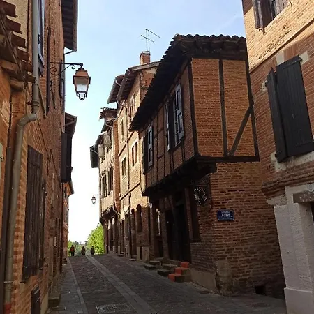 Le Sans Souci